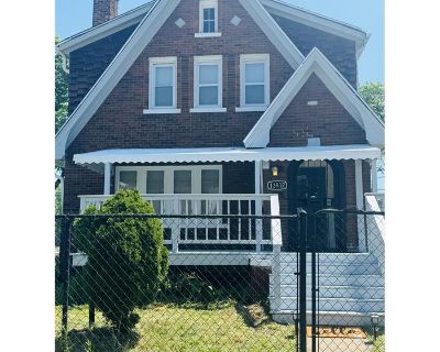 5 Bedroom 2BA 2030 ft Apartment For Rent in Detroit, MI