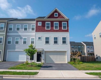 3 Bedroom 2BA 2456 ft Apartment For Rent in Stephenson, VA