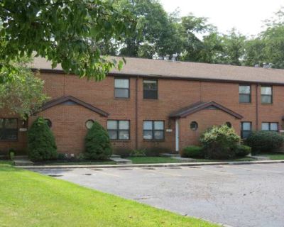 2 Bedroom 1.5BA 1214 ft Apartment For Rent in Reynoldsburg, OH