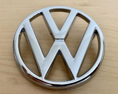 VW Mk1 Rabbit Caddy 77-84 Front Grille Emblem New