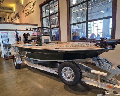 2025 Mako 18 Pro Skiff Backwater Edition