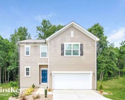 3 Bedroom 2.5BA 2000 ft Pet-Friendly Apartment For Rent in Winston-Salem, NC