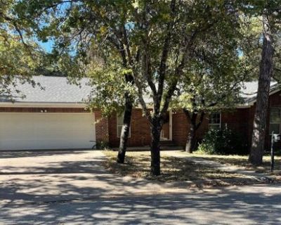 Golden Kinglet Ln, Cisco, Home For Sale