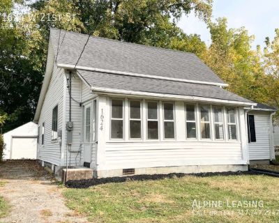 4 Bedroom 2BA Single-family home For Rent in Anderson, IN