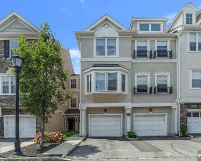 2 Bedroom 3BA Townhouse For Sale in CLIFTON, NJ