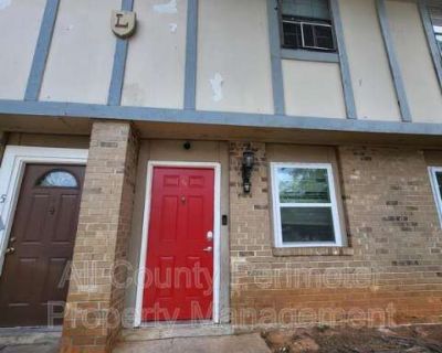 2 Bedroom 2BA 1200 ft Townhouse For Rent in Stone Mountain, GA