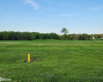 Land For Sale in Sheffield, IA