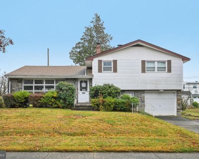 3 Bedroom 2BA 1995 ft Single Family House For Sale in Philadelphia, PA