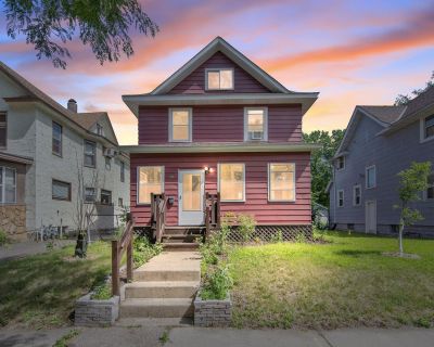 3 Bedroom 1BA 1398 ft Single Family House For Sale in Saint Paul, MN