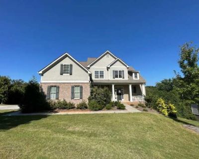 4 Bedroom 4BA 2200 ft House For Rent in Hall County, GA