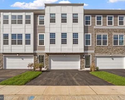 4 Bedroom 4BA 2487 ft Apartment For Rent in Mercer County, NJ