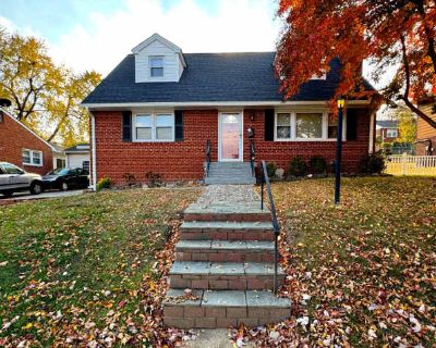 Beautiful 5 BR/3 BA Single-Family Home in Hyattsville!. image_url. In unit laundry Dishwasher Pet friendly 24hr maintenance Parking Stainless steel Unit Amenities air conditioning carpet ceiling fan dishwasher fireplace in unit laundry microwave oven range refrigerator stainless steel Property Amenities pet friendly concierge parking 24hr maintenance cats allowed dogs allowed. Pets allowed. 5 B...