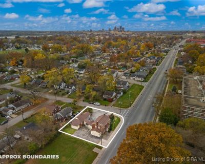 4 Bedroom 1BA 3272 ft Single Family House For Sale in Jeffersonville, IN