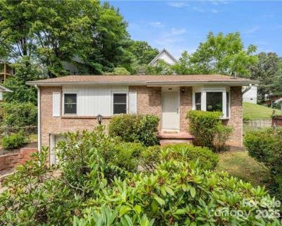3 Bedroom 1BA 1100 ft Single Family Home For Sale in ASHEVILLE, NC