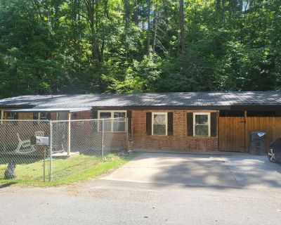 3 Bedroom 2BA 1224 ft Single Family House For Sale in Pigeon Forge, TN