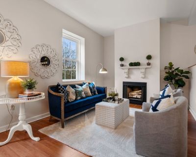 1 Bedroom 1BA 950 ft Condo For Sale in Duxbury, MA