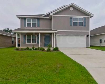 5 Bedroom 3BA 2593 ft Pet-Friendly Apartment For Rent in Pensacola, FL