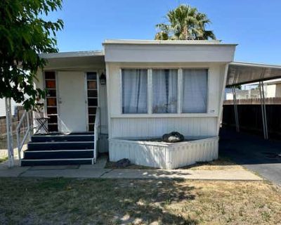 1 Bedroom 1BA 650 ft Mobile Home For Sale in TURLOCK, CA