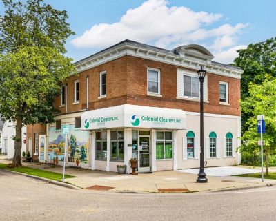 6564 ft Commercial Property For Sale in Minneapolis, MN