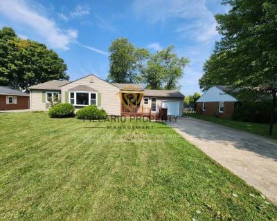 3 Bedroom 1BA 0 ft Pet-Friendly Apartment For Rent in Chesterfield, IN