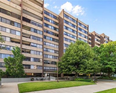 2 Bedroom 2BA 1354 ft Condominium For Sale in PITTSBURGH, PA