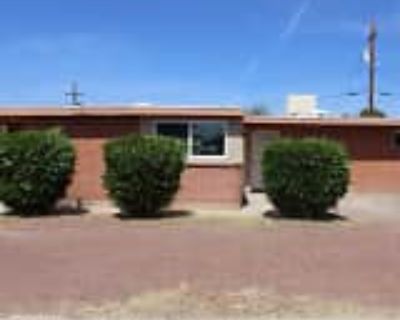3 Bedroom 2BA 1206 ft² Pet-Friendly House For Rent in Tucson, AZ 8131 E Beverly St