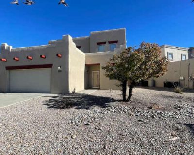4 Bedroom 2.5BA 2568 ft Apartment For Rent in Santa Fe, NM