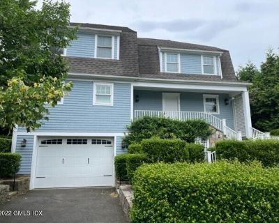 2 Bedroom 1BA 1400 ft Condo For Rent in Greenwich, CT