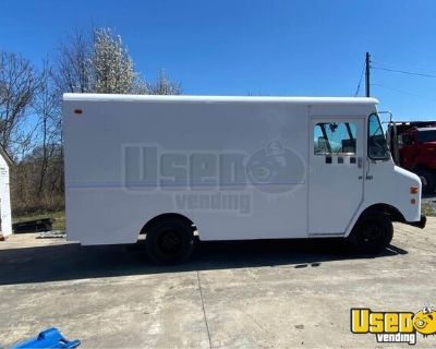 Conversion Ready - 12' Chevrolet P-30 Curbmaster Step Van for Mobile Business