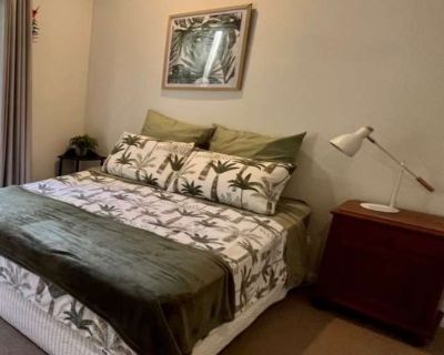 Private room with own bathroom in an apartment, Salt Lake City, UT 84121