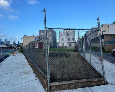 Commercial Property For Rent in Philadelphia, PA