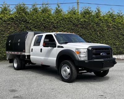 2016 Ford F-550 XL Crew Cab Dually 4x4 Service Truck with Water Tank