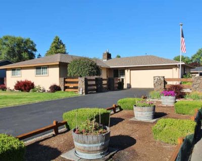 3 Bedroom 3BA 1902 ft Single Family Home For Sale in KLAMATH FALLS, OR