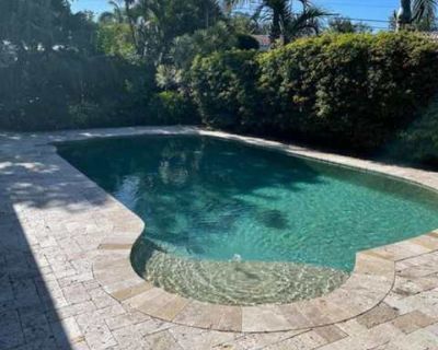 2500 NE 9th Street, Pompano Beach, FL 33062. image_url. Info provided by ShowMeTheRent Studio 1 Bedroom 2 Bedrooms 3 Bedrooms Never miss a deal! Get immediate alerts when prices drop or new units arrive. Turn on alerts 3BR/2BA 3 Bed 2 Bath 1836 sqft Starting at $4,950 Available 1. 3 Bedroom. 4 Bathroom. 1456 ft