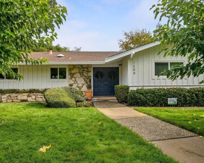 3 Bedroom 2BA 1740 ft Apartment For Rent in Lafayette, CA