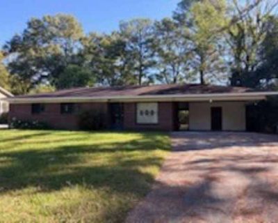 3 Bedroom 1BA 0 ft Apartment For Rent in Jackson, MS