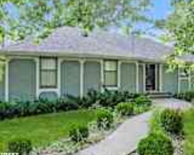 3 Bedroom 2BA 1664 ft² Pet-Friendly House For Rent in Kansas City, MO 6000 Woodside Ave