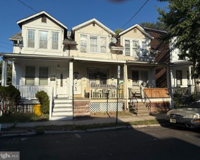 2 Bedroom 1BA 852 ft Townhouse For Sale in Trenton, NJ