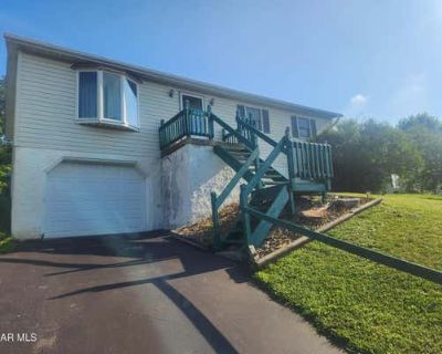 3 Bedroom 2BA 1176 ft Single Family Home For Sale in DUNCANSVILLE, PA