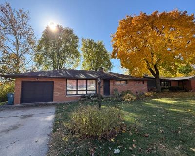 4 Bedroom 2BA 1558 ft Single Family Home For Sale in PERU, IL