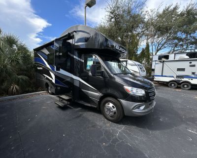 2022 Thor Motor Coach 24fb Tiburon