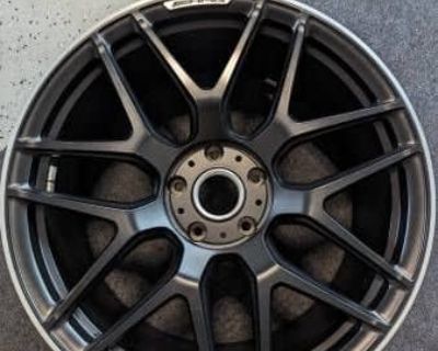 2019+ Mercedes G63 22" wheel - forged black OEM