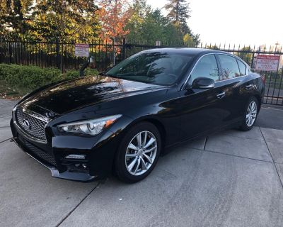 2017 Infiniti Q50 Premium