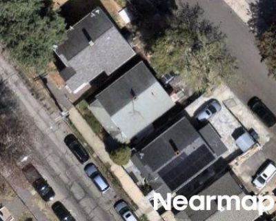 3 Bed 2 Bath Preforeclosure Property in Bridgeport, CT 06605 - Norman St