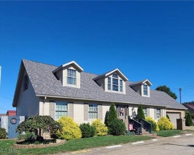 3 Bedroom 3BA 2025 ft Single Family Home For Sale in YORKVILLE, OH