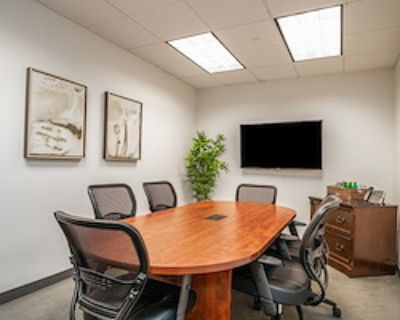 Private Meeting Room for 6 at Executive Business Centers - DTC