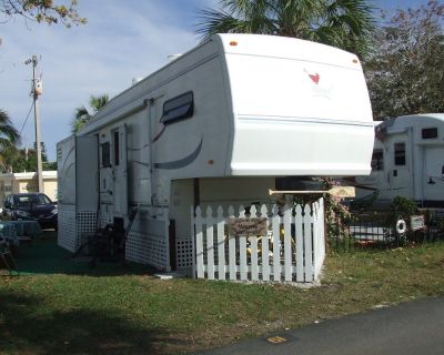 35' Cardnial Fifth Wheel For Sale