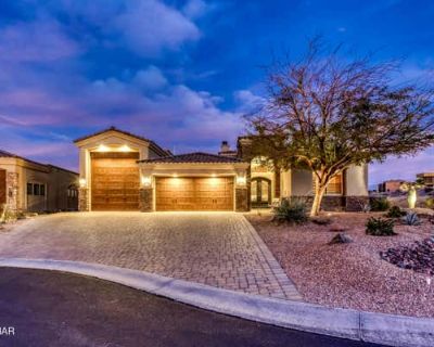 3 Bedroom 4BA 2450 ft Single Family Home For Sale in LAKE HAVASU CITY, AZ