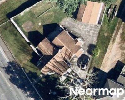 3 Bed 1.0 Bath Bankruptcy Property in Ludlow, MA 01056 - Holyoke St