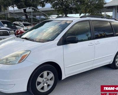 Used 2004 Toyota Sienna CE